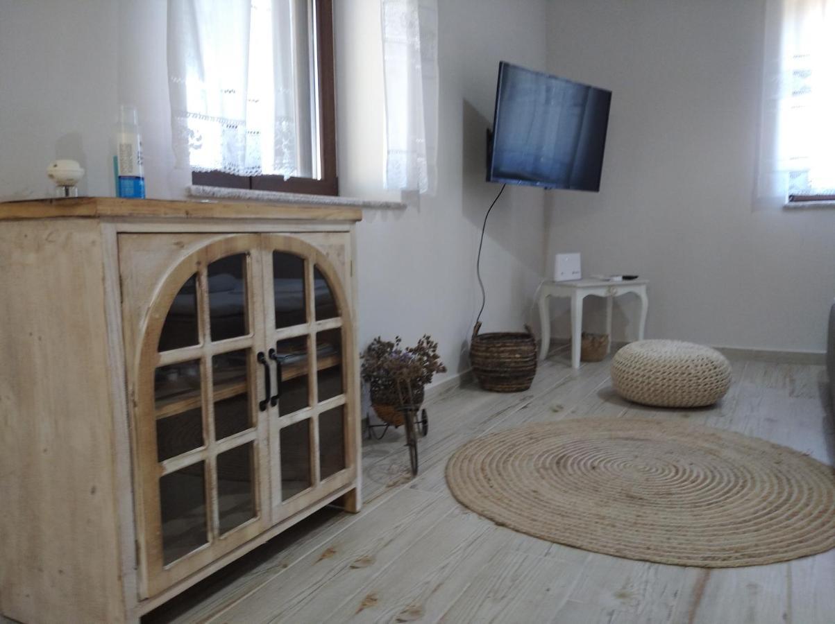 Paliokaliva Home Roussopoulio Luaran gambar